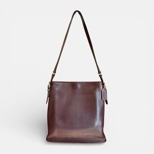 Coach Vintage Slim Bucket Bag Brown Leather Equestrian 90s Quiet Luxury